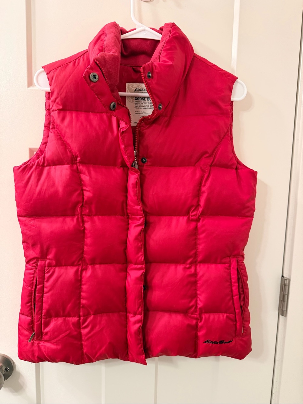 Classic Eddie Bauer Red Quilted Down Puffer Vest women’s size medium